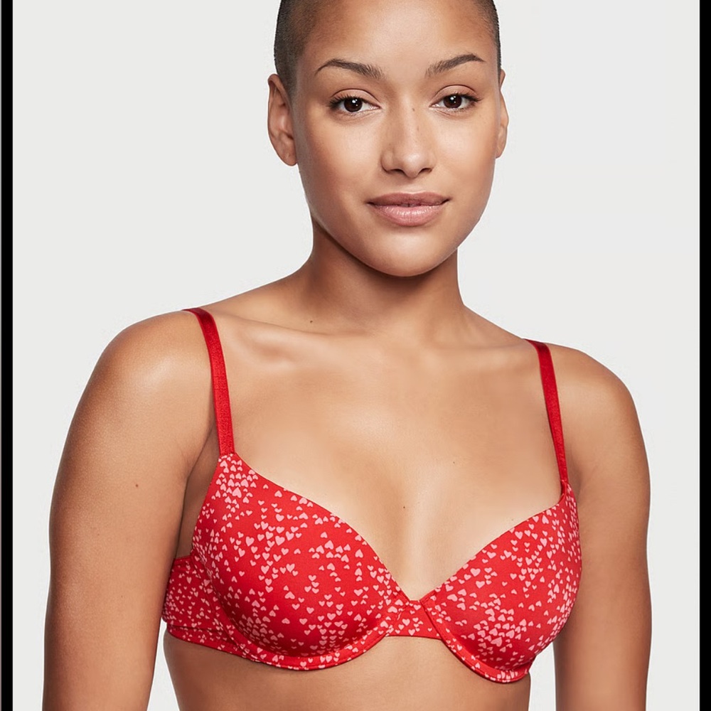 Victoria's Secret Red Heart Pattern Bra